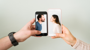 Mulheres da Sua Região Estão Aqui: Baixe o App de Relacionamento